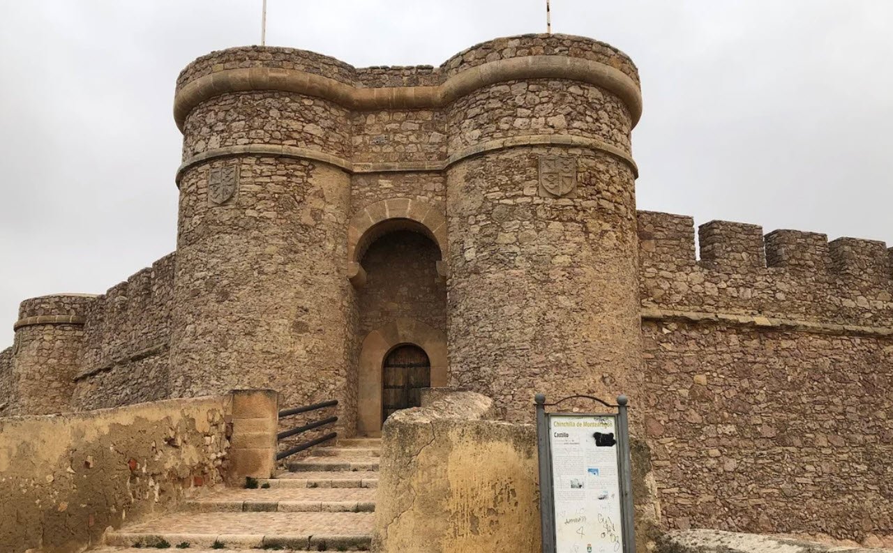 Castillo (sigloXXI) de Minglanilla., Spain